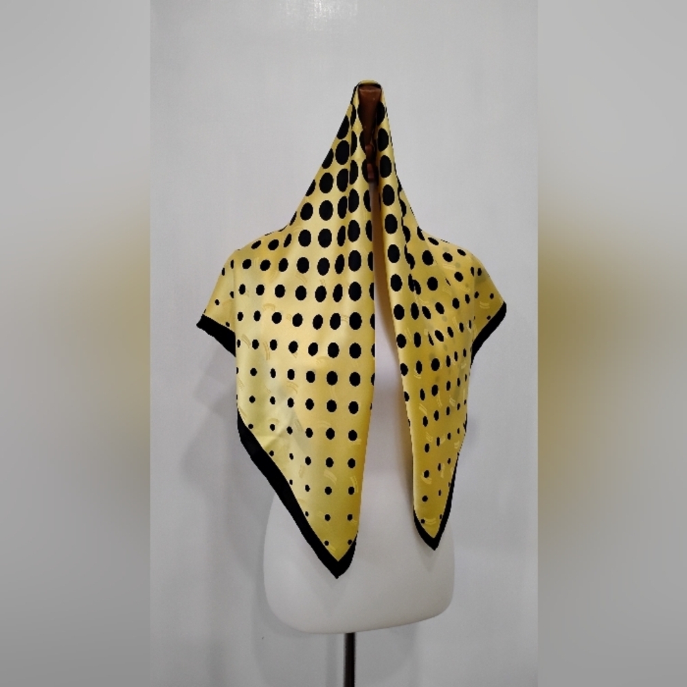 VINTAGE YELLOW SILK POLKADOT SCARF - Picture 4 of 6